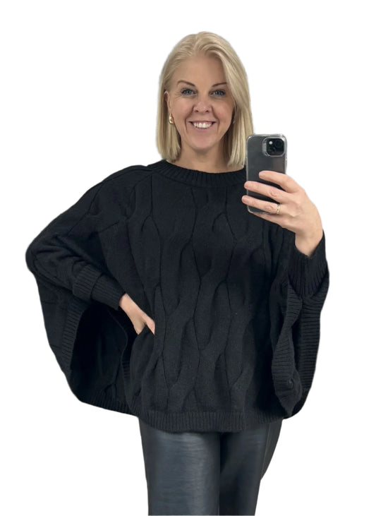 CABLE PONCHO BLACK