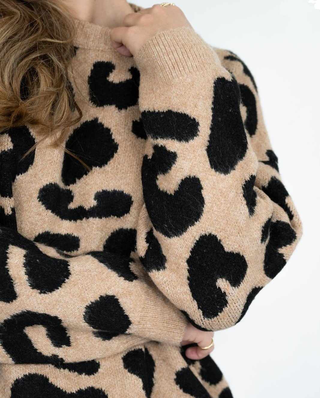 LEOPARD KNIT