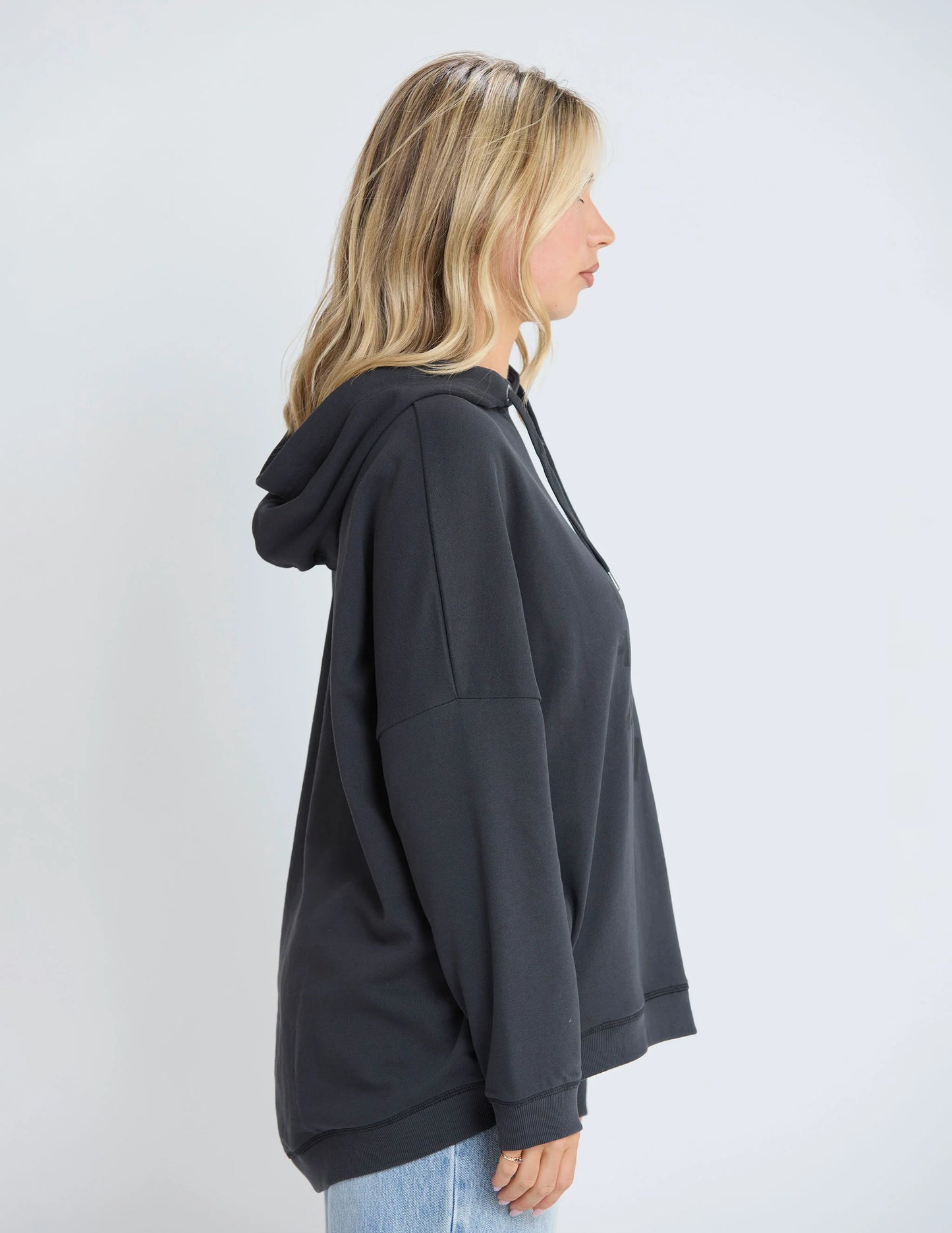 NEWPORT RELAXED HOODIE
