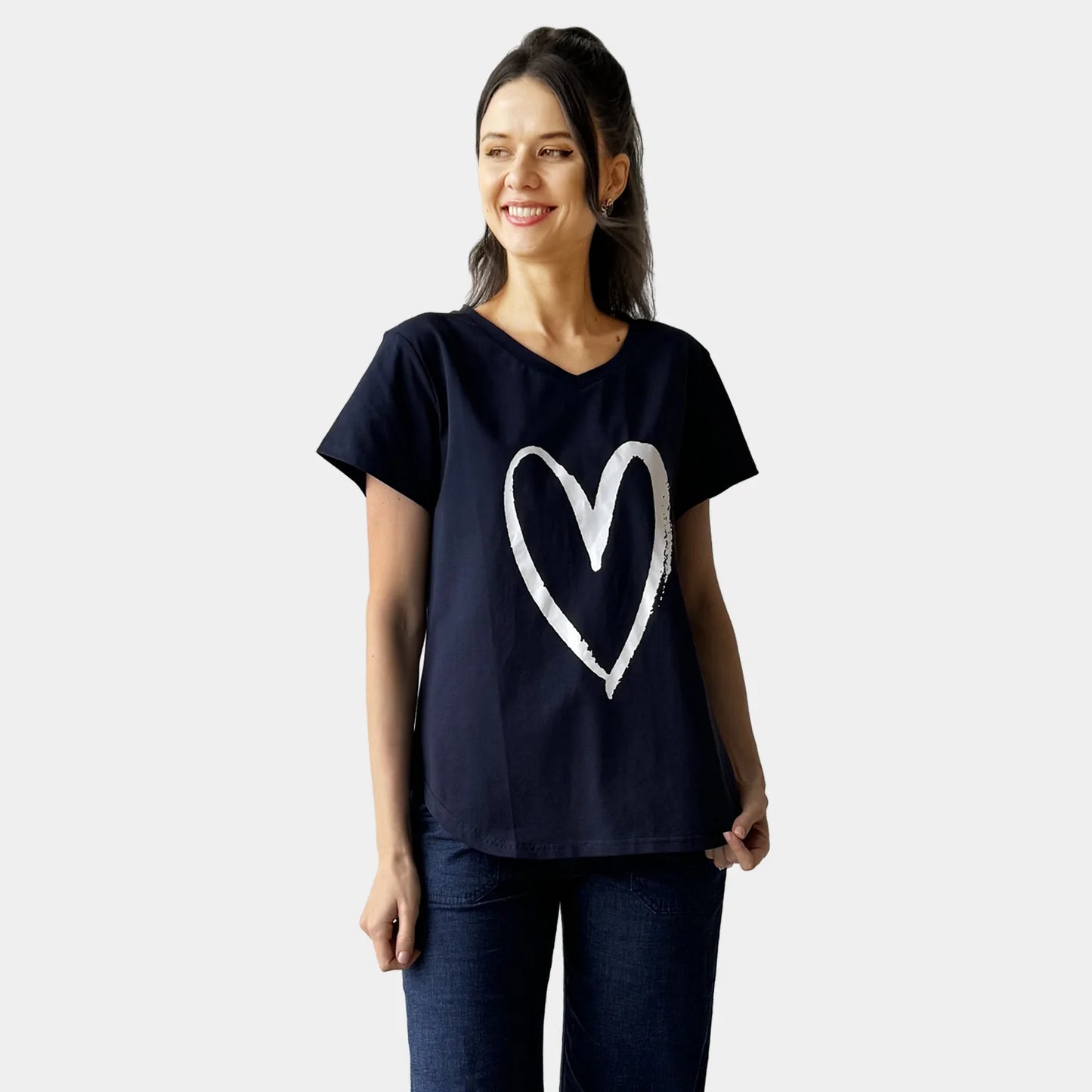 NAVY HEART TEE