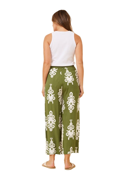 ASH IN GREEN