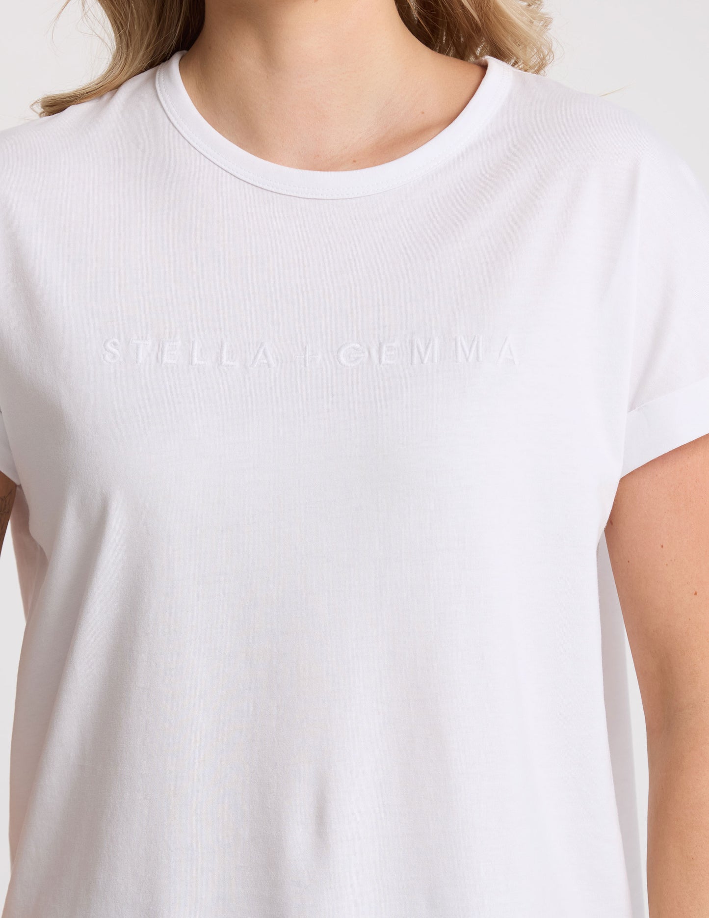 SOHO CUFF CREW TEE IN WHITE