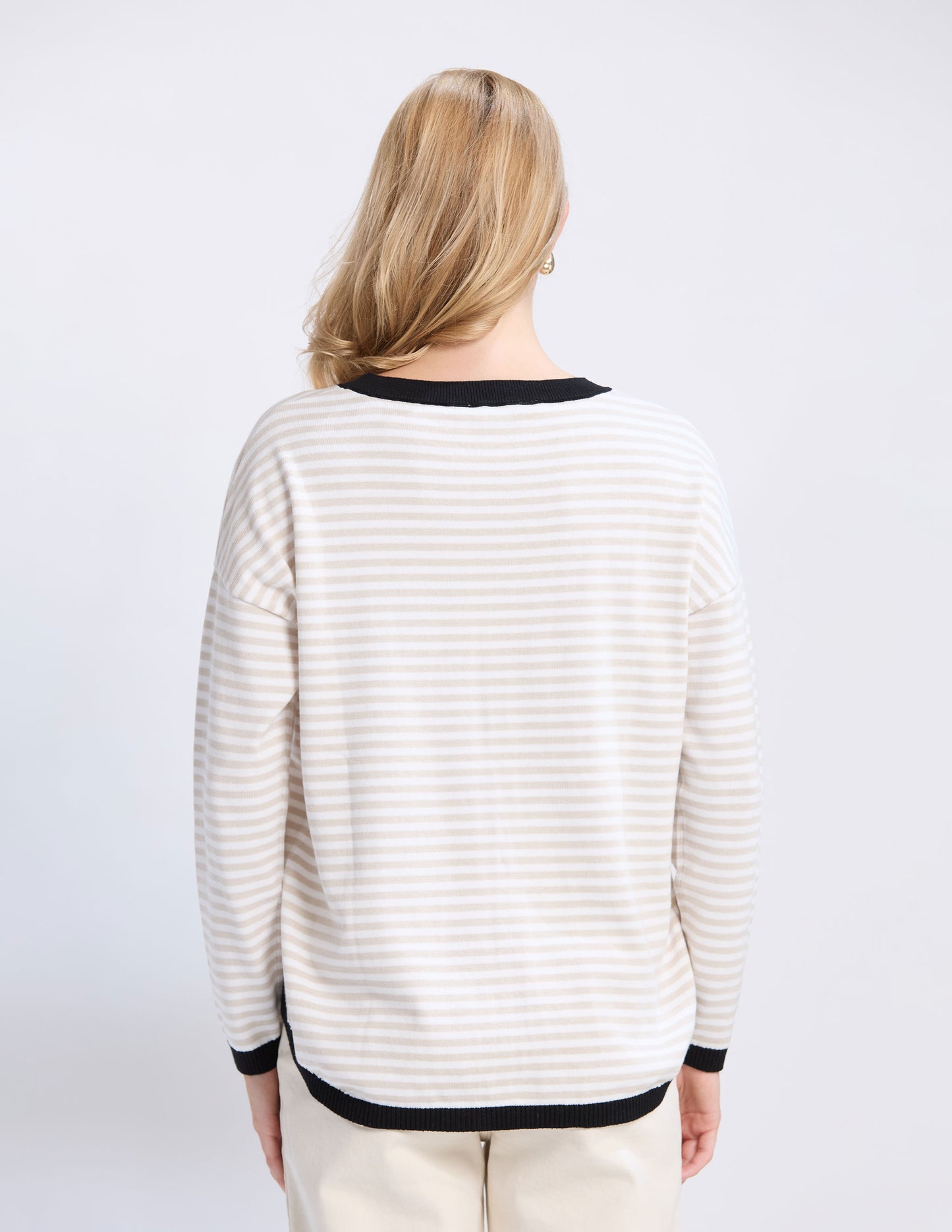 STREET TOP IN BEIGE