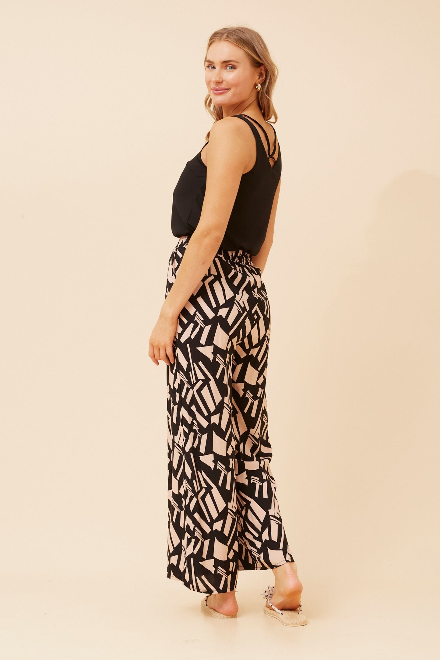 ABSTRACT PRINT PANT