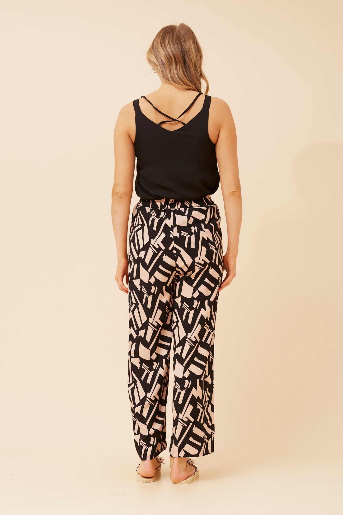 ABSTRACT PRINT PANT