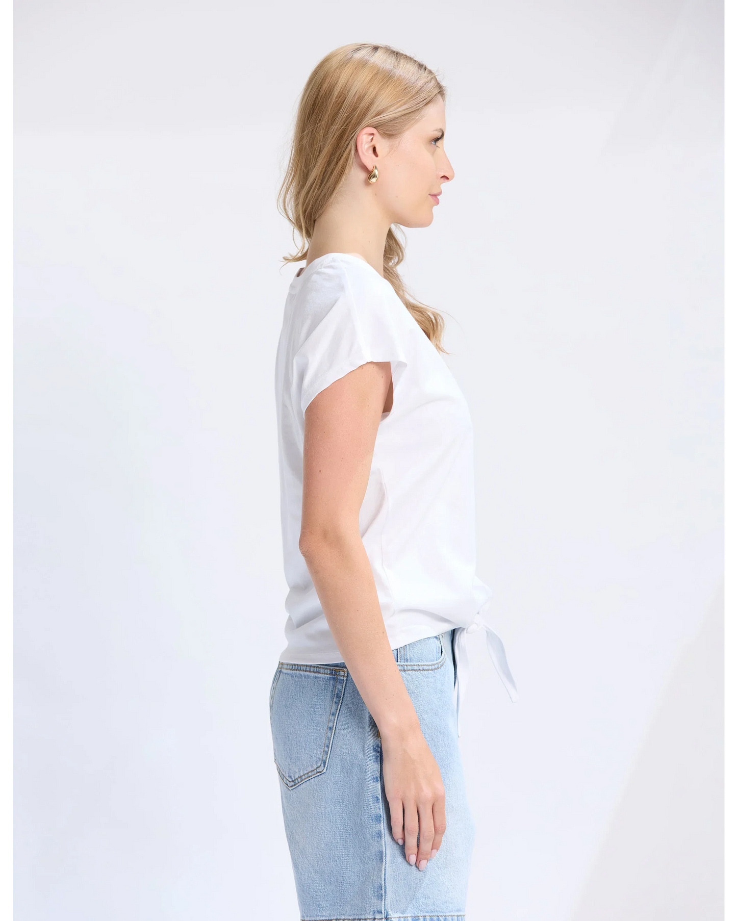 TOP KNOT TEE