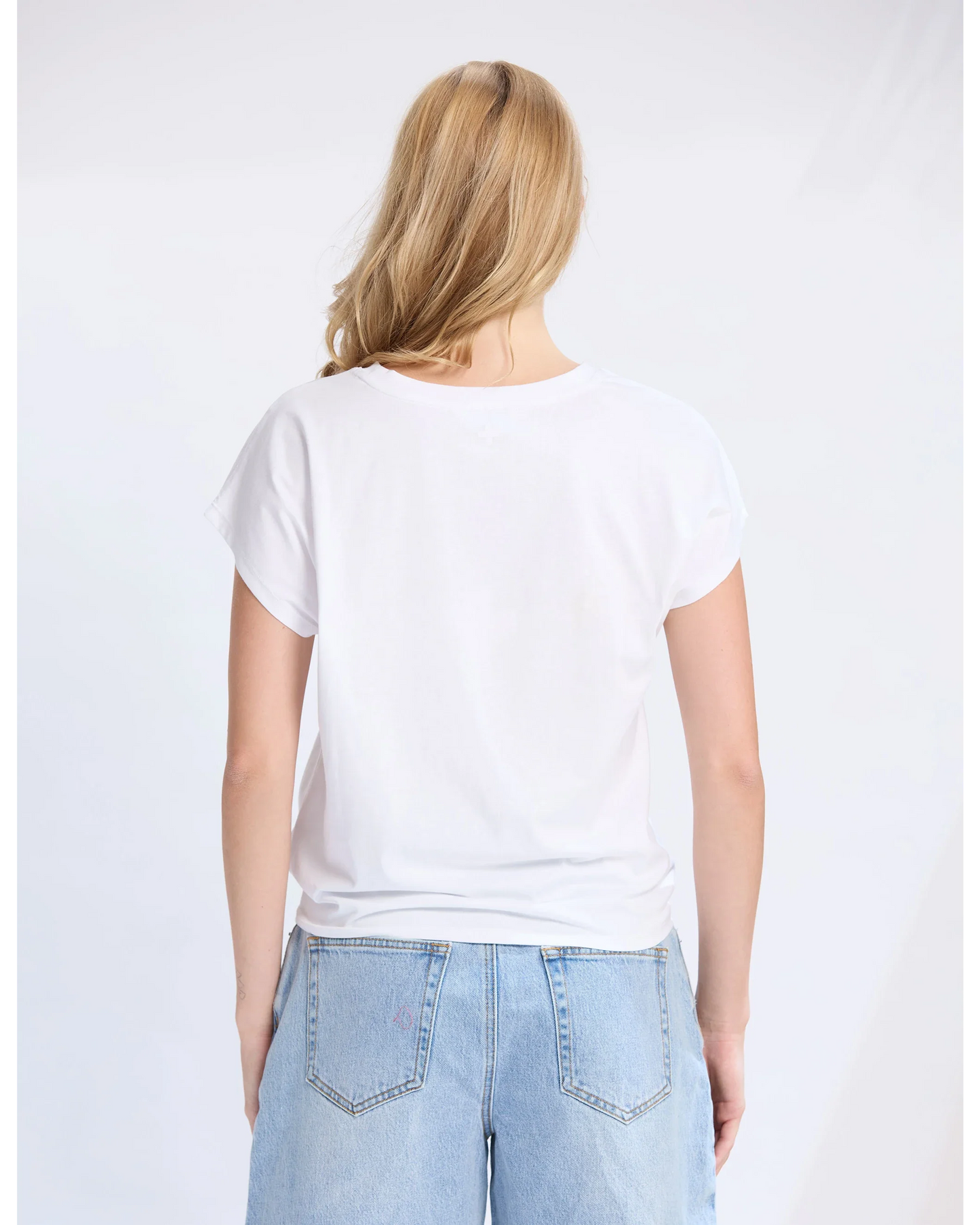 TOP KNOT TEE