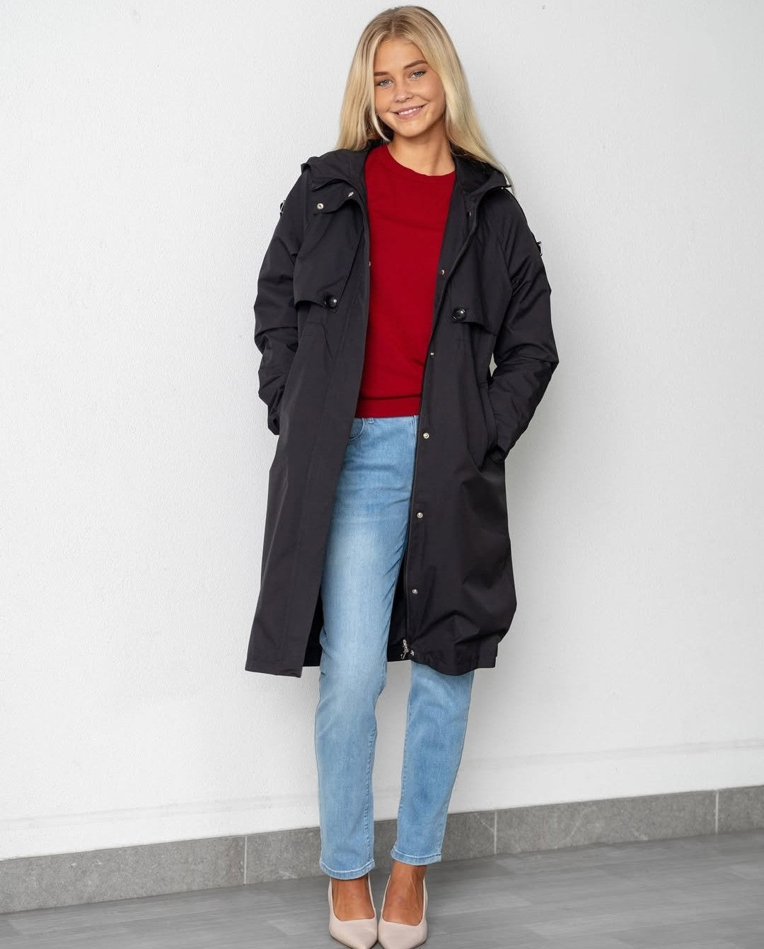 BLACK ZIP UP TRENCH COAT
