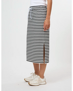 STELLA + GEMMA ESSENTIALS SKIRT IN BLACK