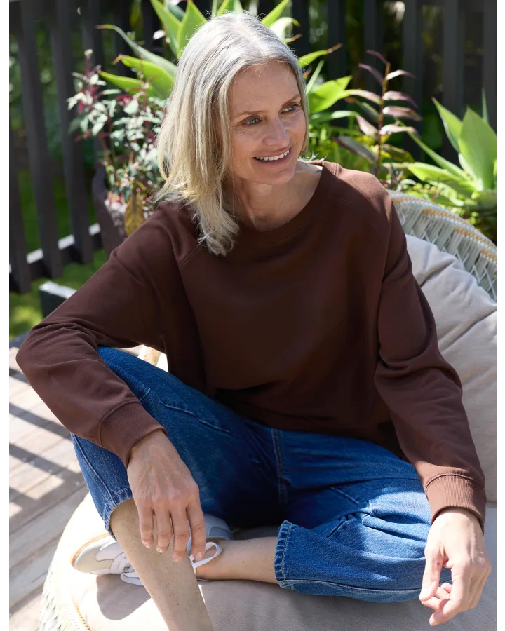 CLASSIC SWEAT CHOC FREEHAND