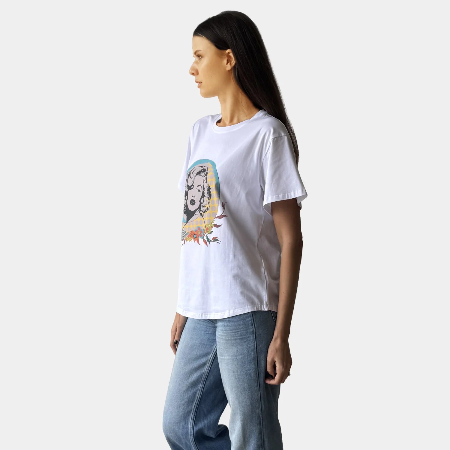 MARILYN TEE IN WHITE