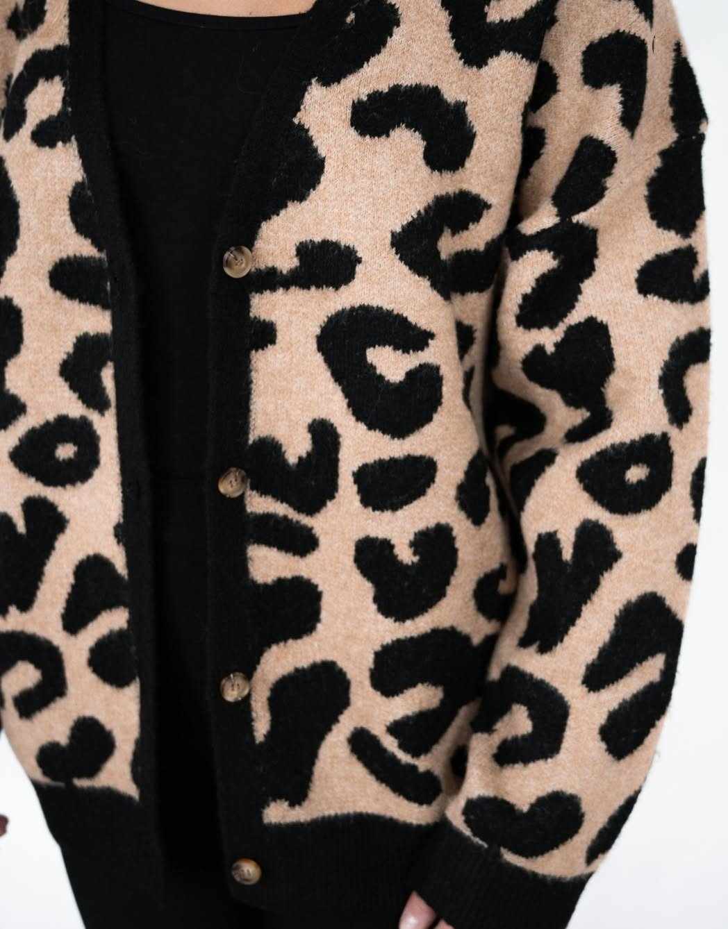 LEOPARD CARDIGAN
