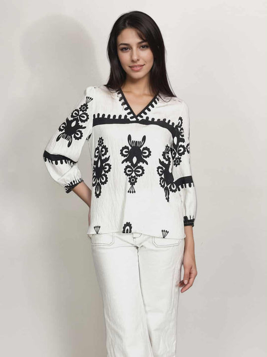 CALLI GEO BLOUSE IN WHITE
