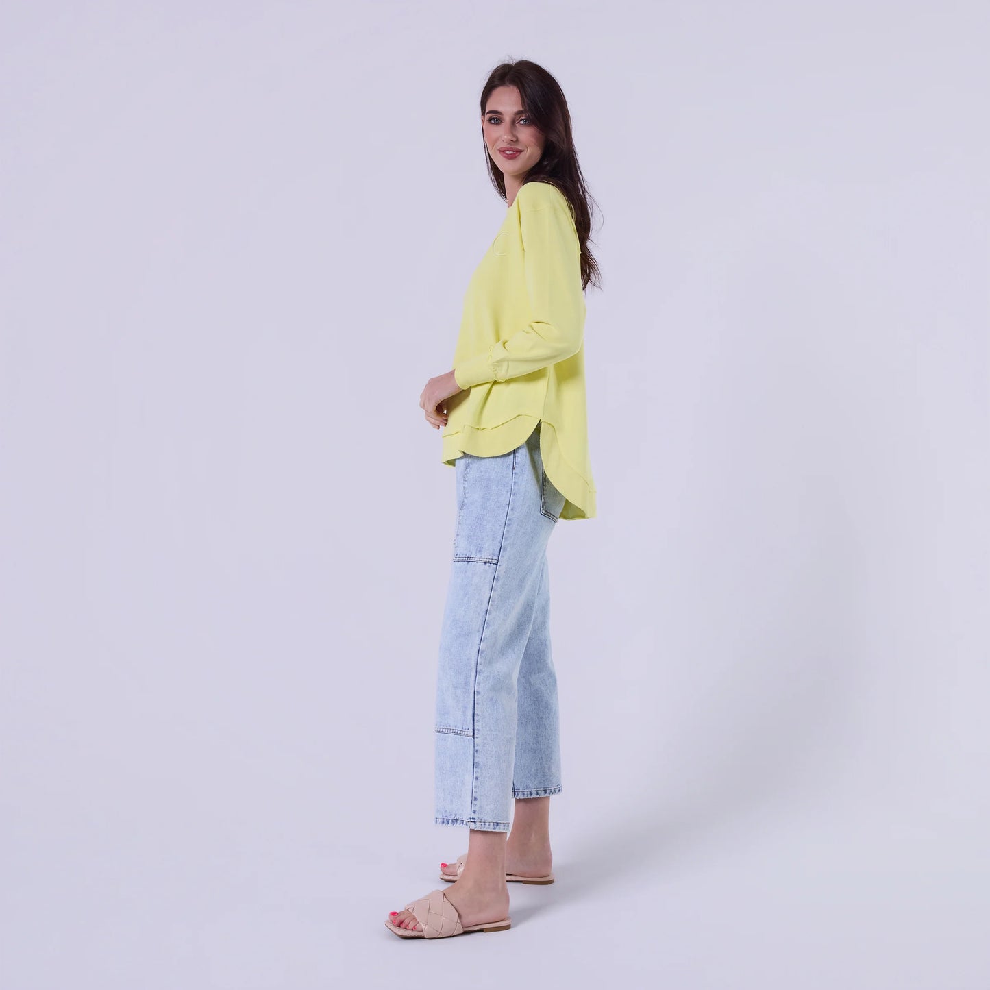 AMYIC SWEATER IN YELLOW