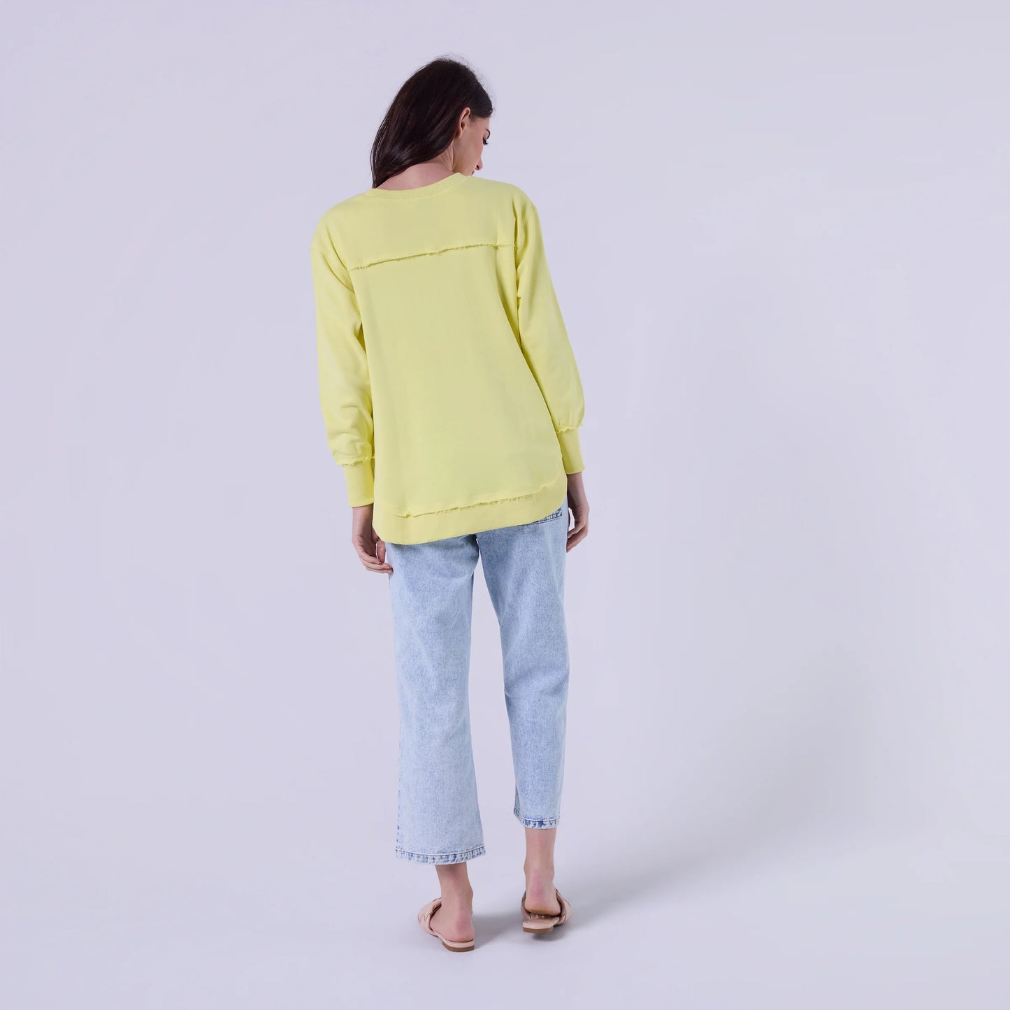 AMYIC SWEATER IN YELLOW