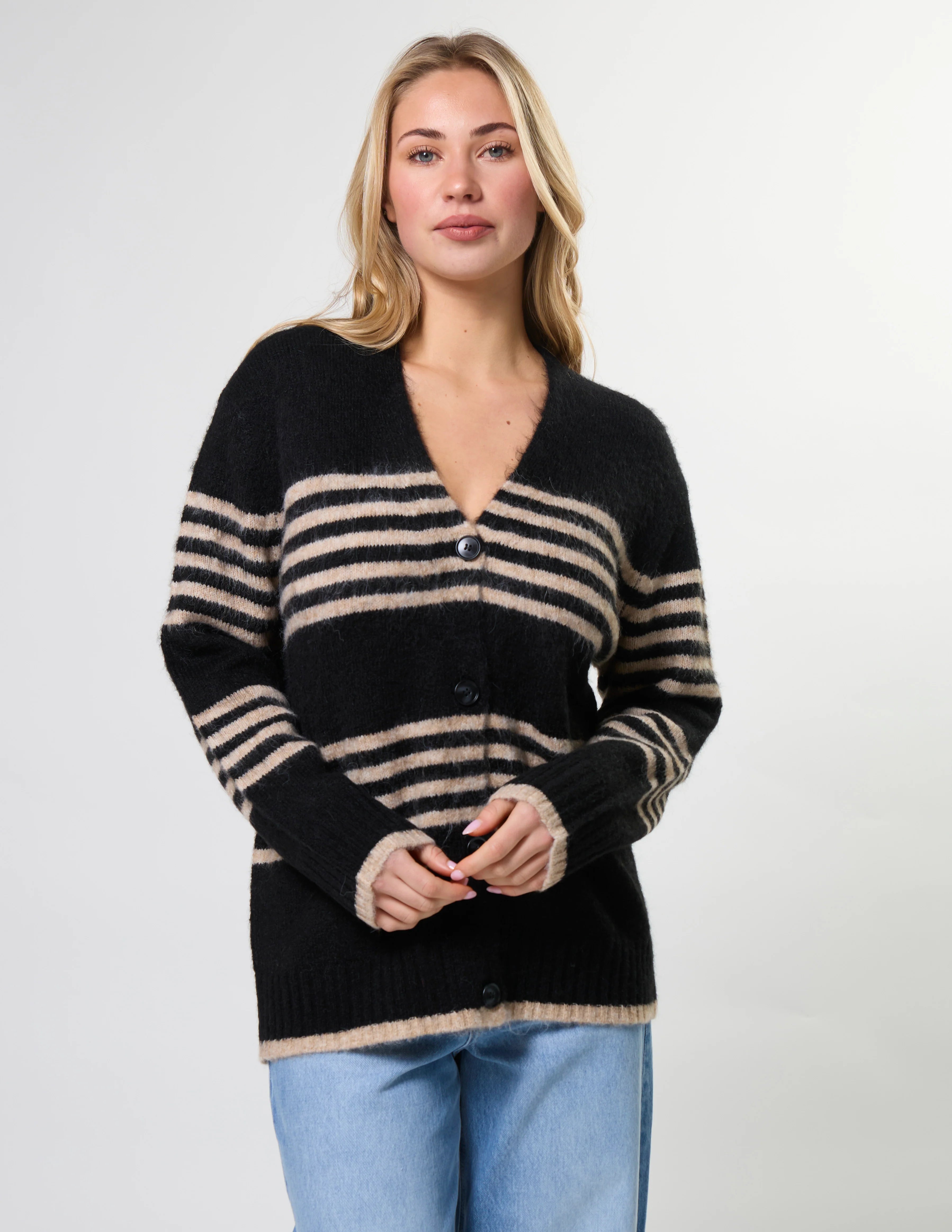 BLACK SAND CARDIGAN