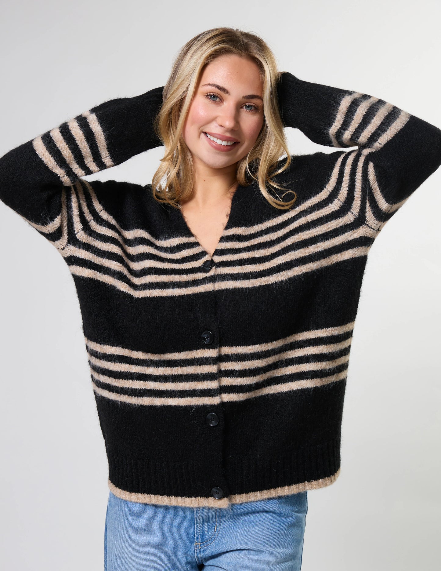 BLACK SAND CARDIGAN