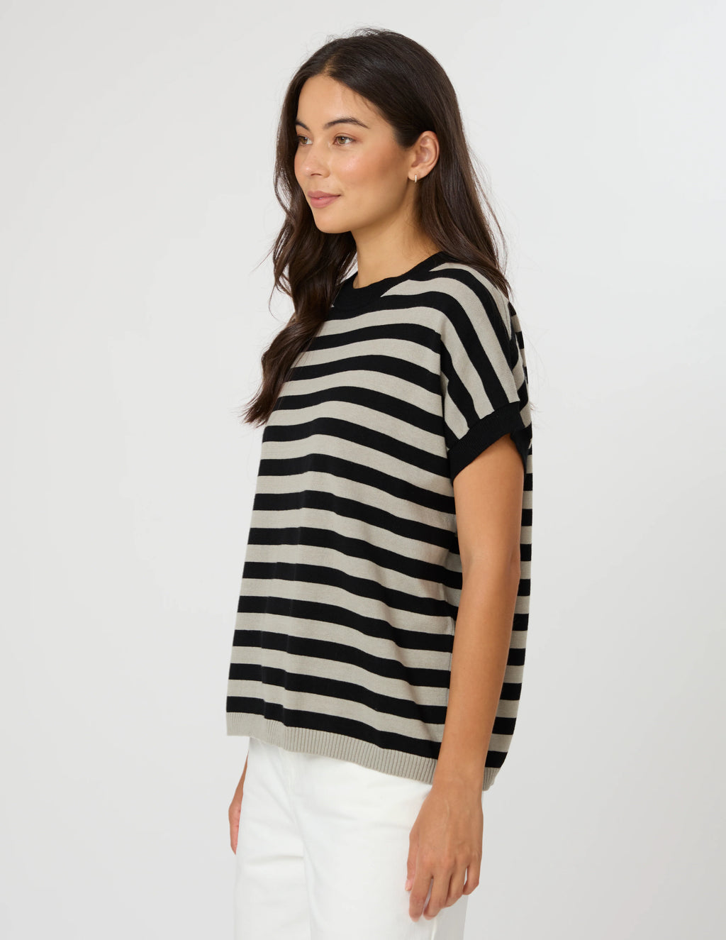 GWEN TEE IN SAGE