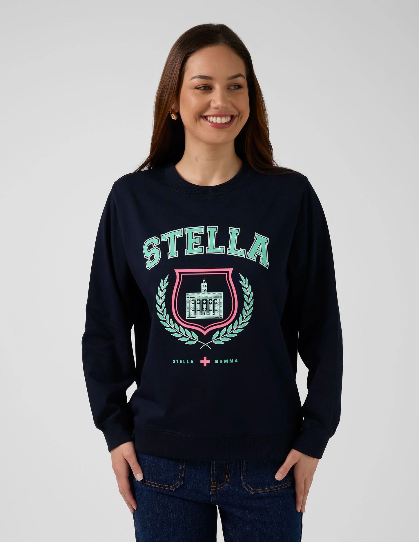 ESSENTIAL SWEATER