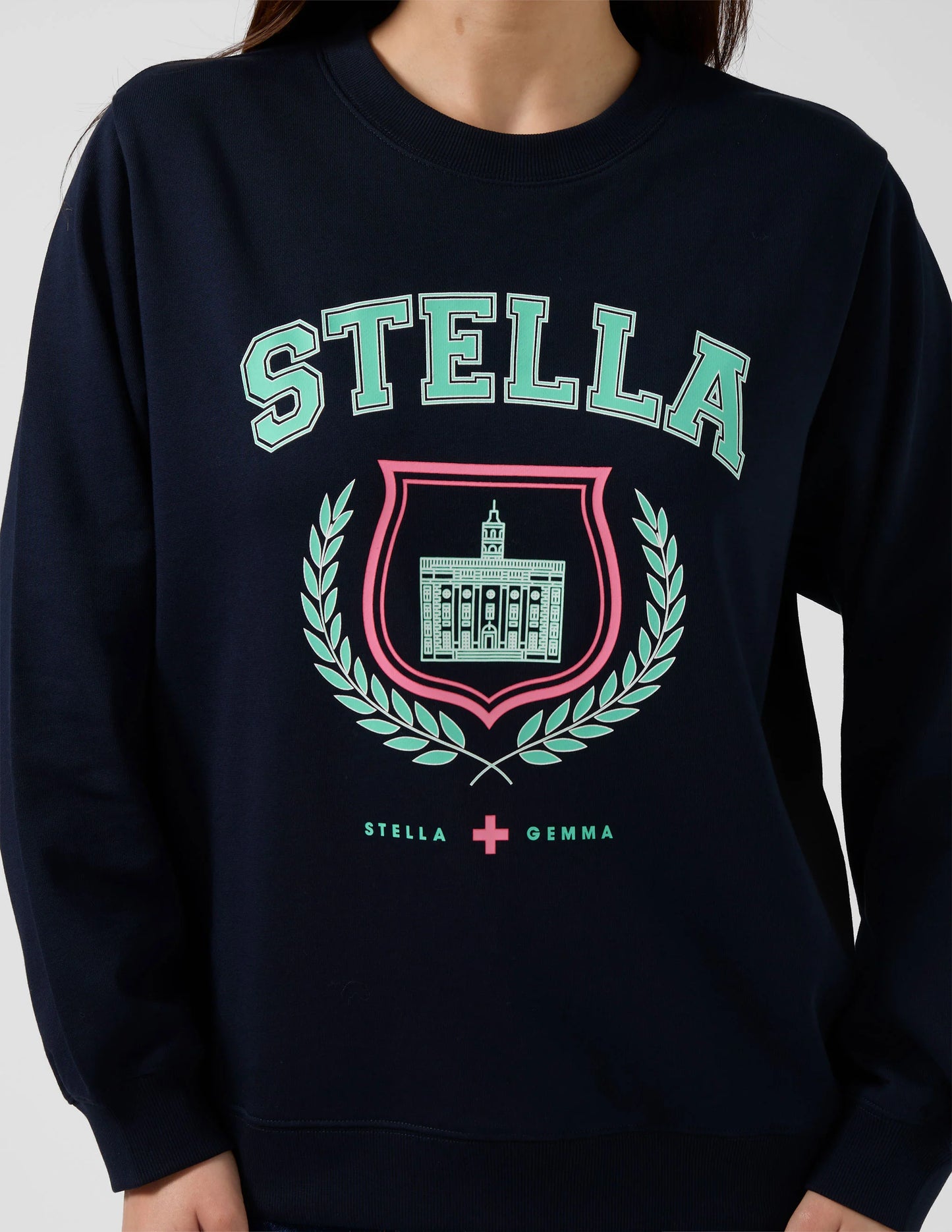 ESSENTIAL SWEATER