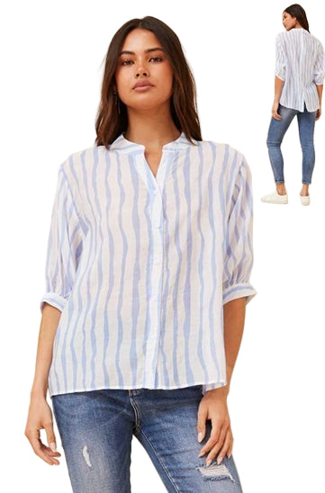 ROMY TOP IN LIGHT BLUE