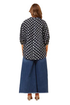 JAXIE FOIL PRINT TOP