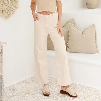 J LO IN BEIGE