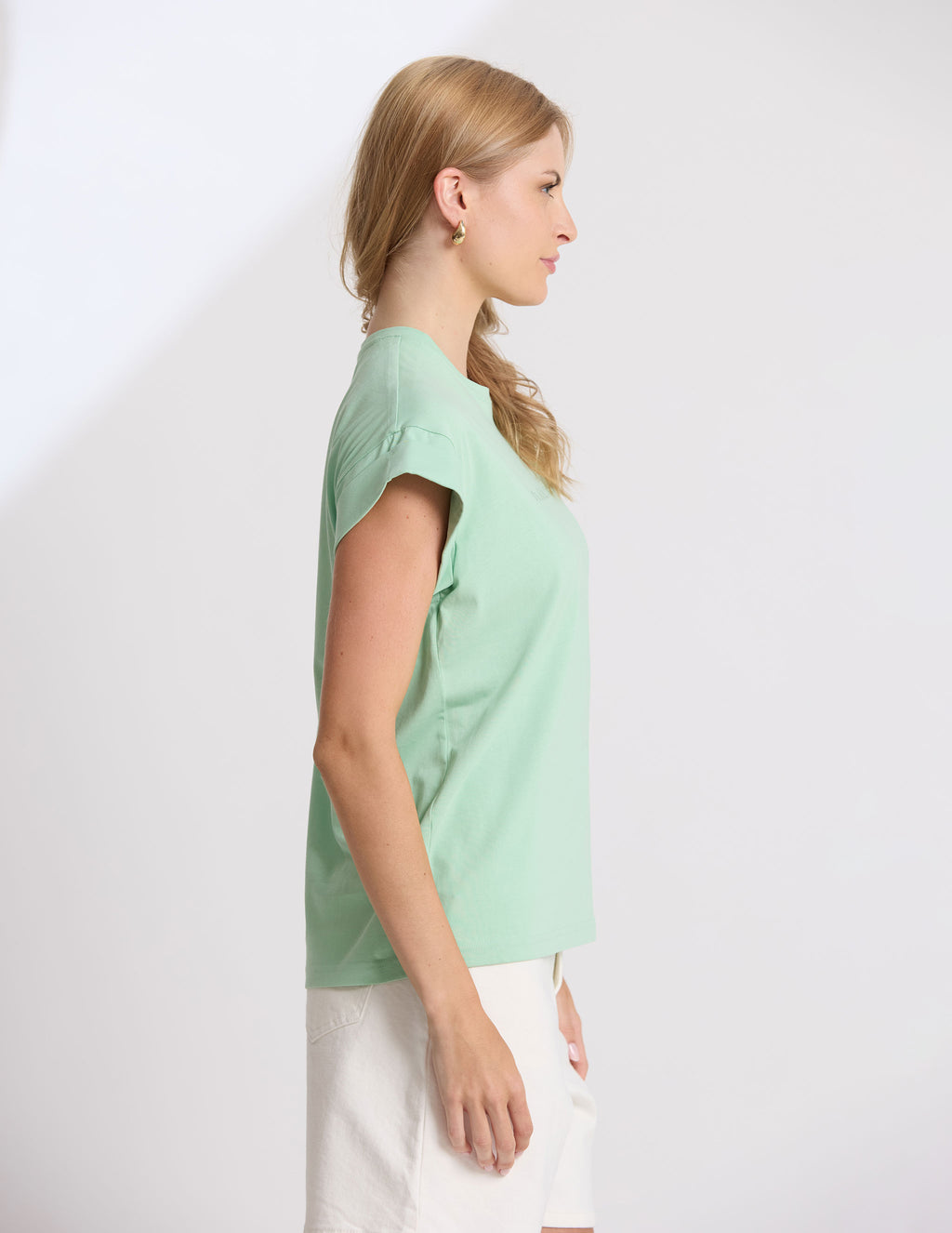 STELLA + GEMMA  LOGO CUFF TEE