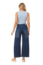 WIDE LEG JEAN