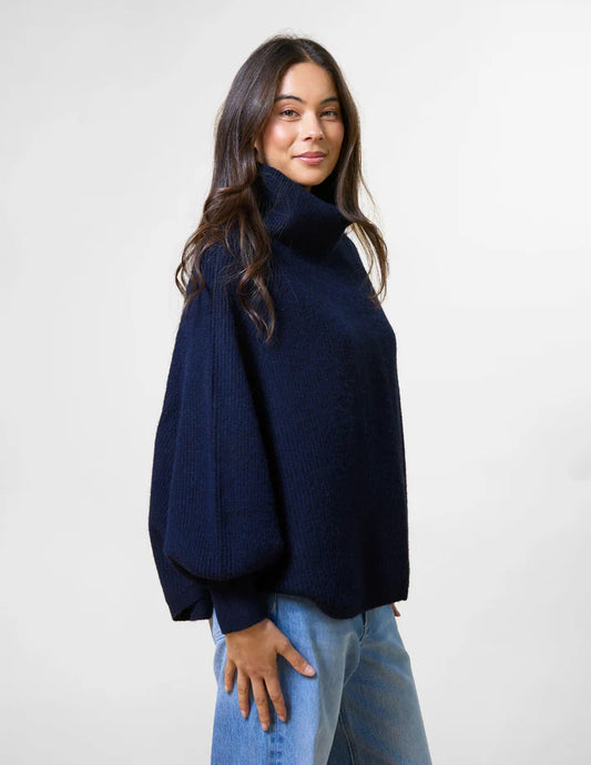 POLO NECK PONCH IN NAVY