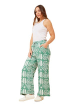 SUSSIE PANT