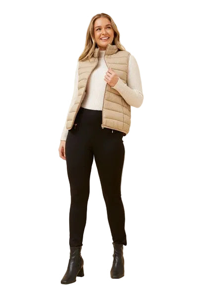PUFFER VEST IN SAND